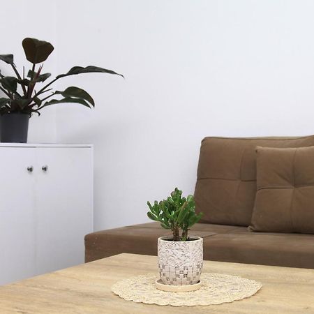 Beautiful Apartment At Port Side! Durres Bagian luar foto