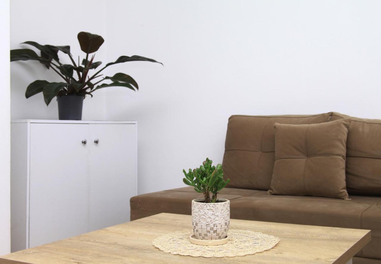Beautiful Apartment At Port Side! Durres Bagian luar foto