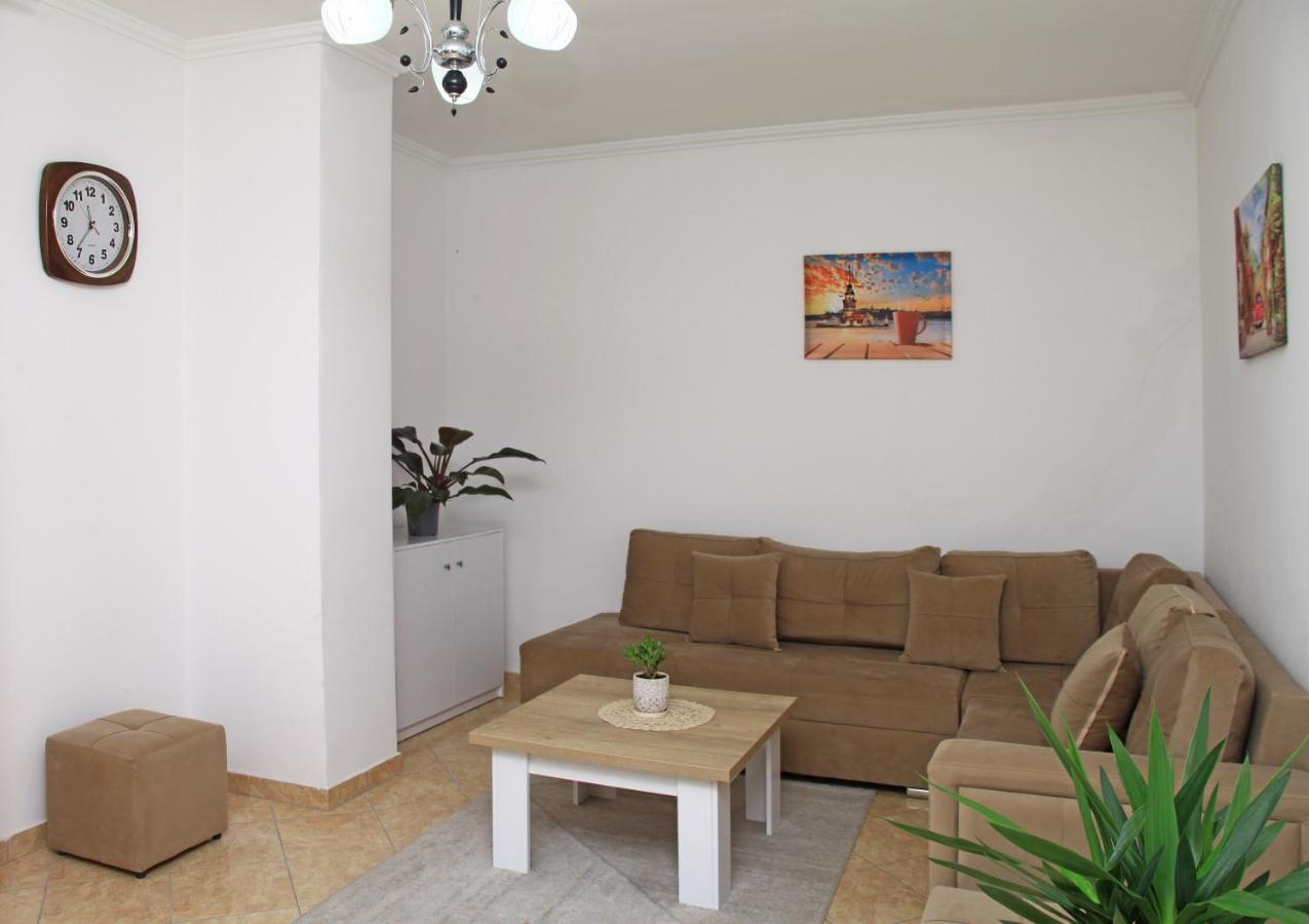 Beautiful Apartment At Port Side! Durres Bagian luar foto