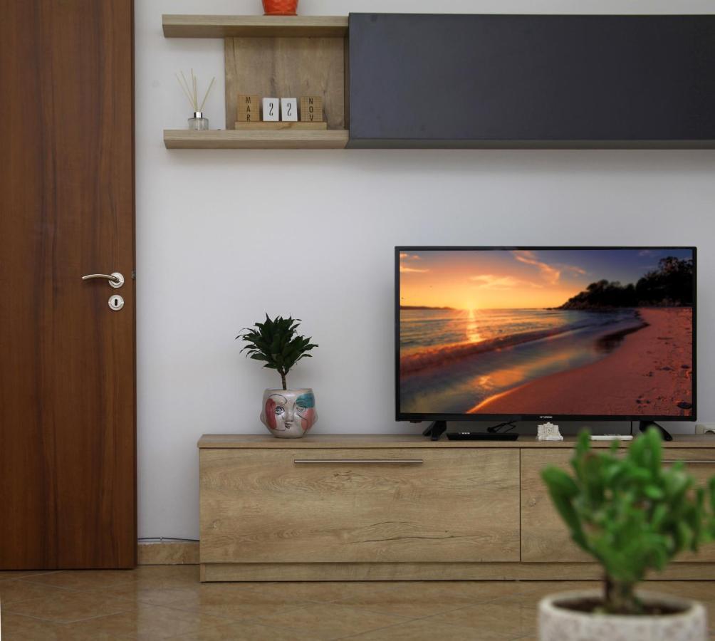 Beautiful Apartment At Port Side! Durres Bagian luar foto